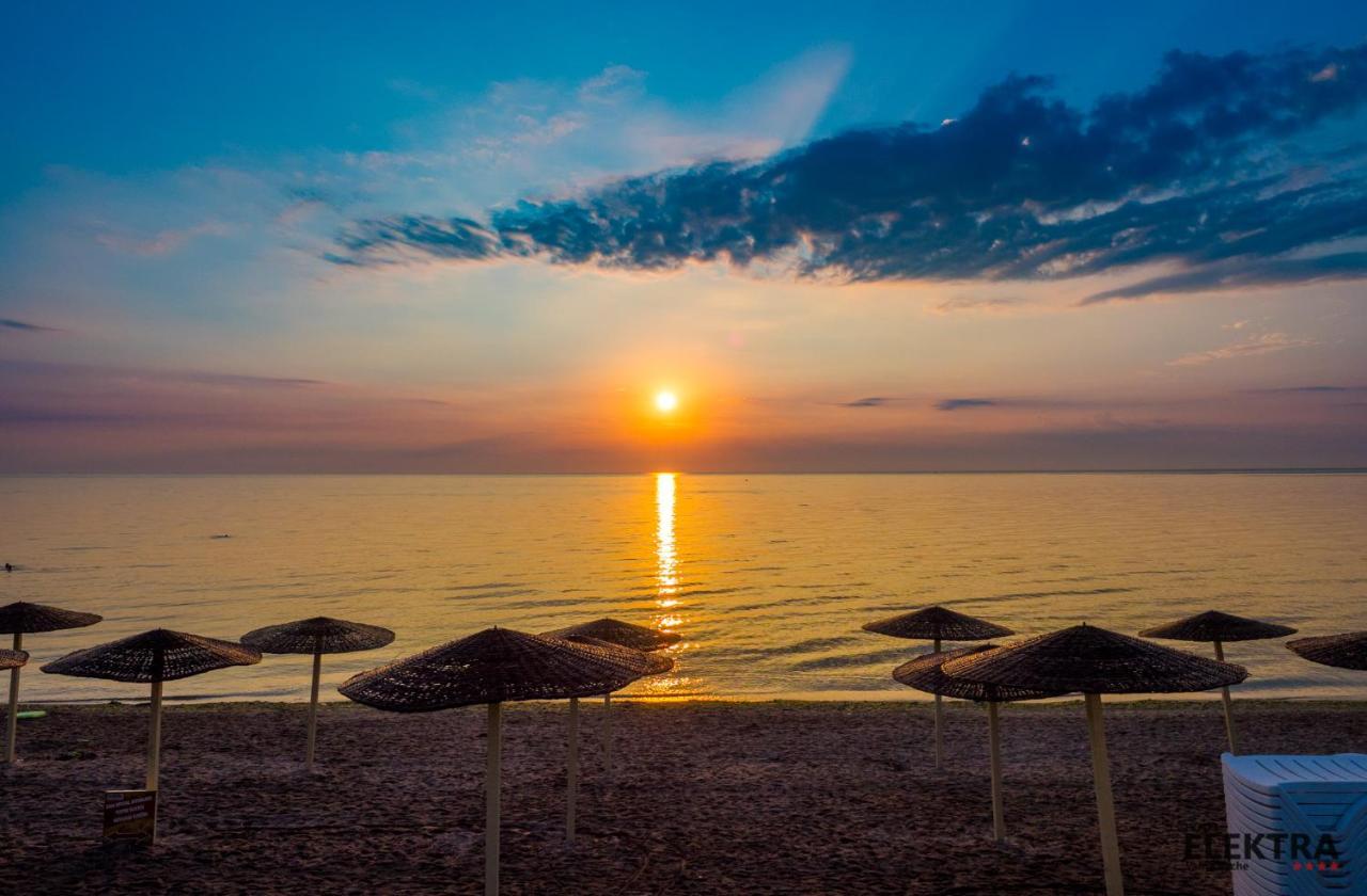 Elektra Vama Veche Hotel Екстериор снимка