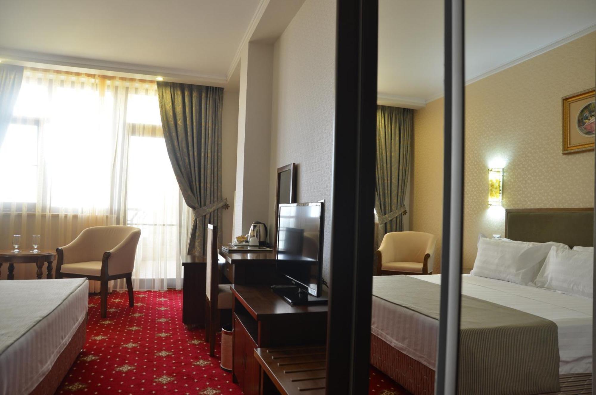 Elektra Vama Veche Hotel Стая снимка