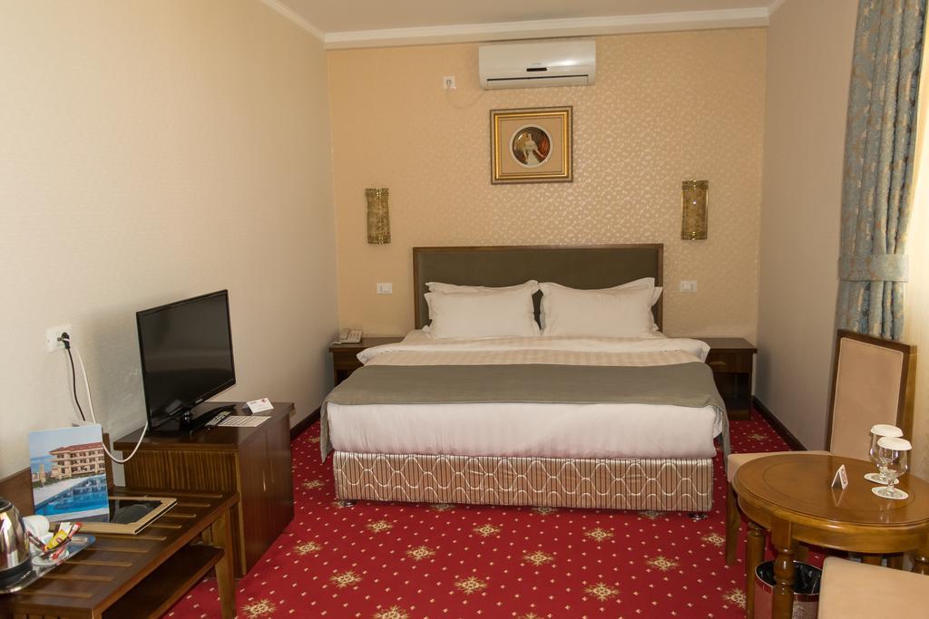 Elektra Vama Veche Hotel Екстериор снимка